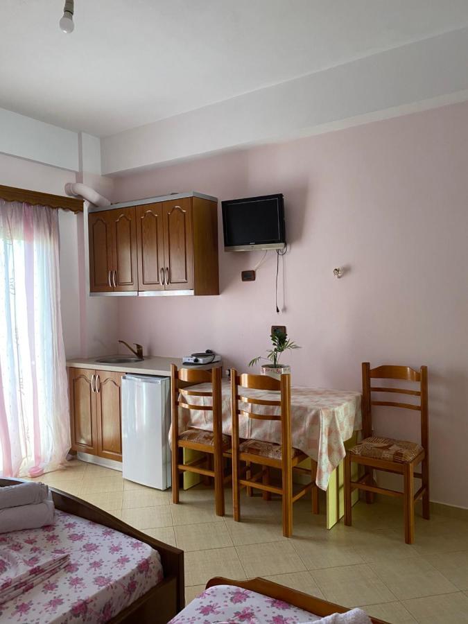 Rama Apartments Sarandë Esterno foto