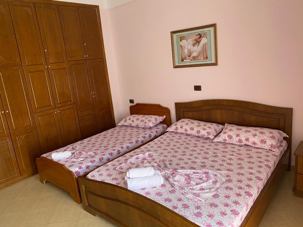 Rama Apartments Sarandë Esterno foto