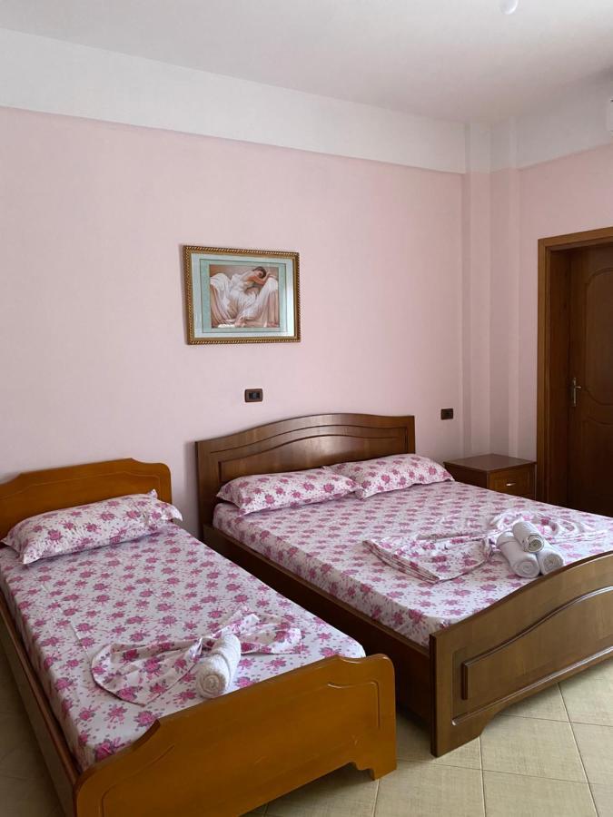 Rama Apartments Sarandë Esterno foto