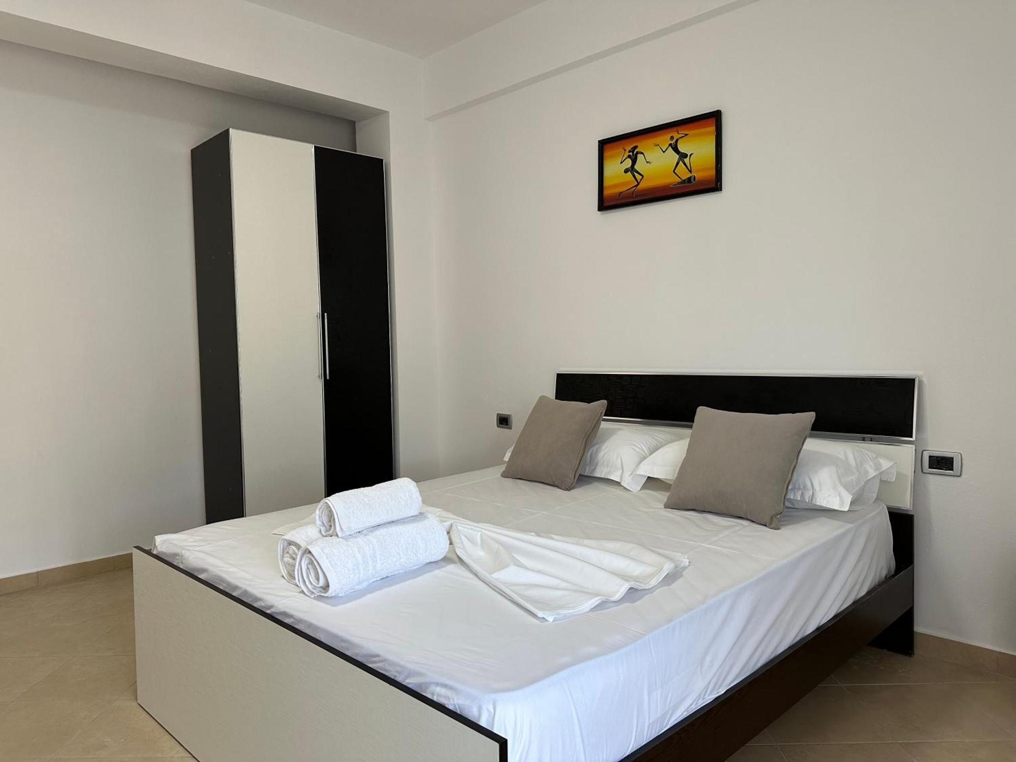 Rama Apartments Sarandë Esterno foto