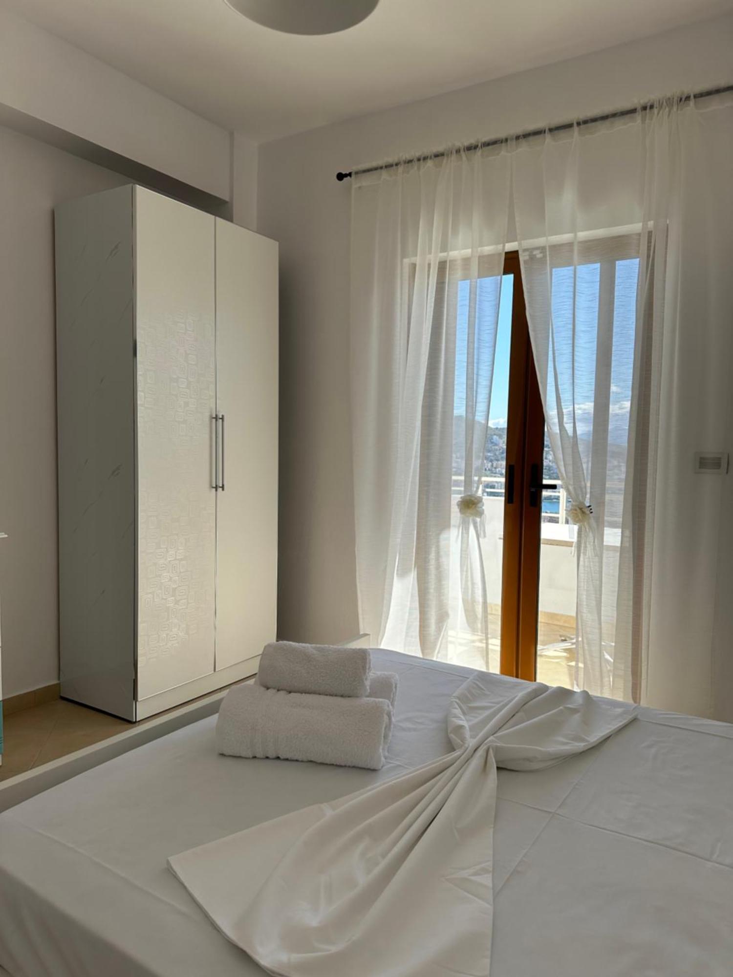 Rama Apartments Sarandë Esterno foto