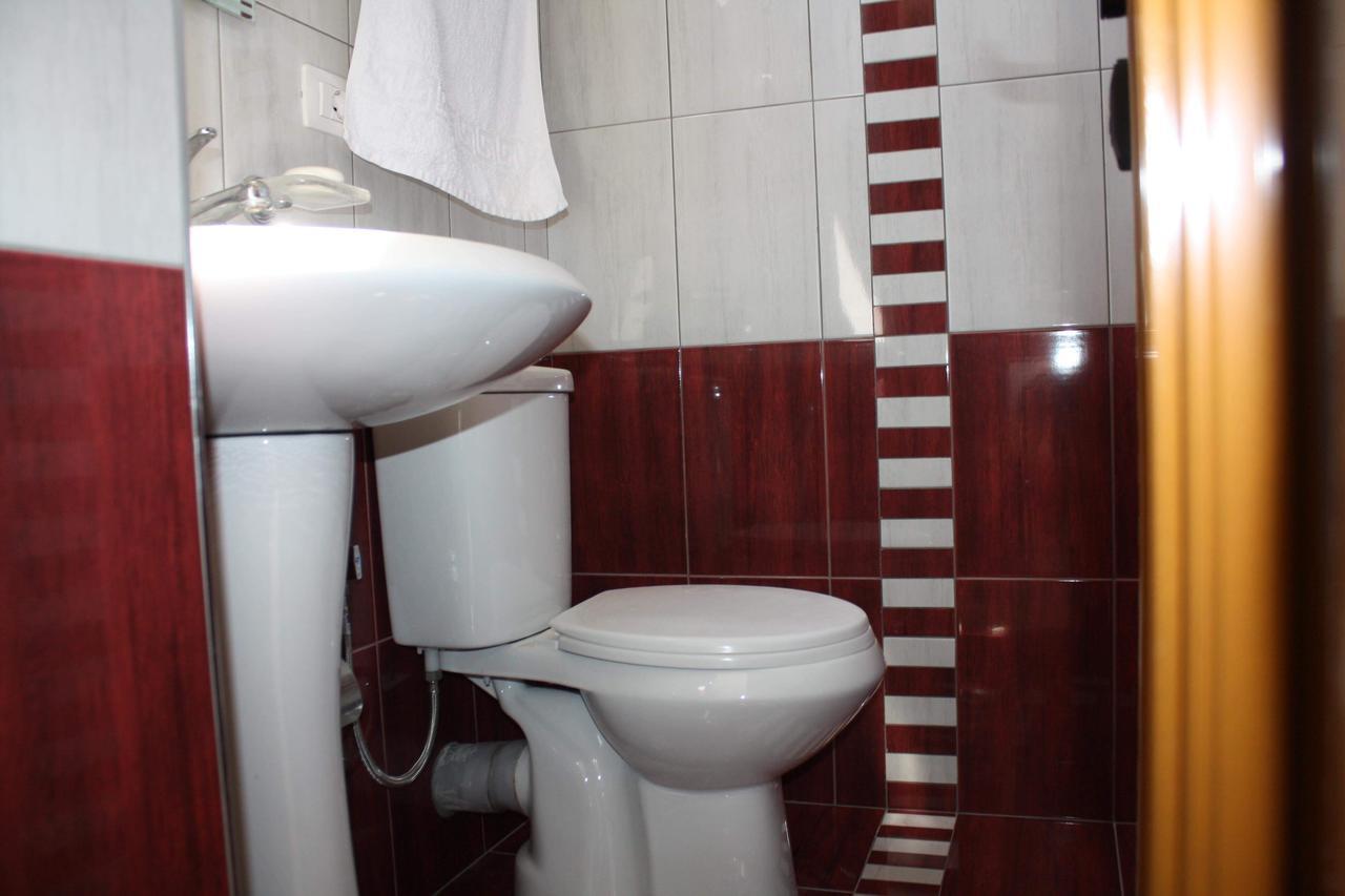 Rama Apartments Sarandë Esterno foto