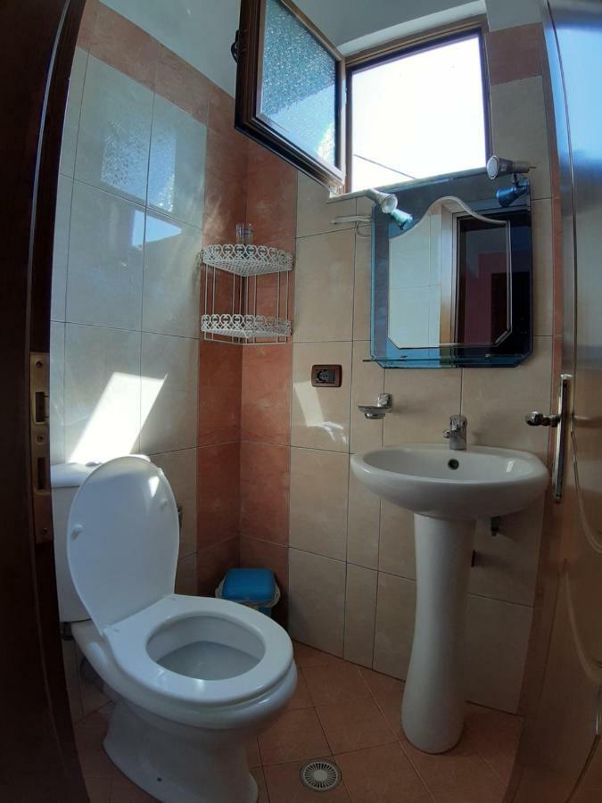 Rama Apartments Sarandë Esterno foto