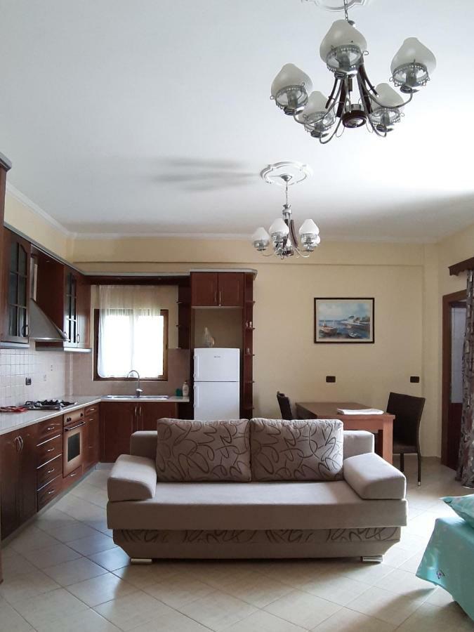 Rama Apartments Sarandë Esterno foto